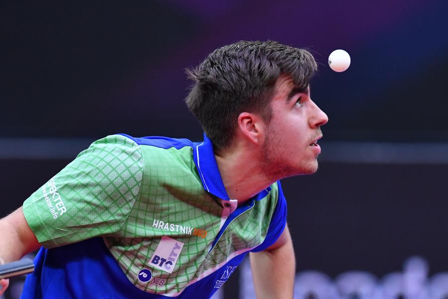 90FC738B4990881C234A1D832E6CDFF1